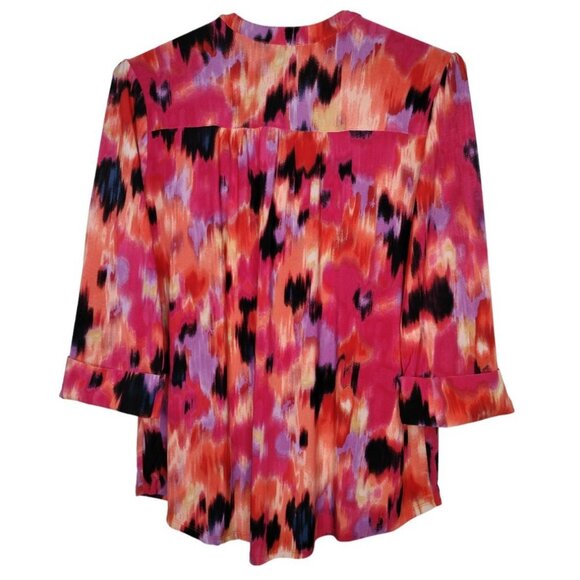 NWT Cocomo Plus Size 1X Pink Multicolor Geo Print Studded Pintuck 3/4 Sleeve Top - Picture 2 of 8